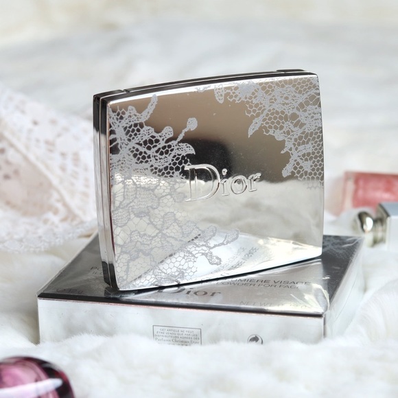 💕HP💕 NIB Limited Edition Dior Poudrier Dentelle - Picture 3 of 8